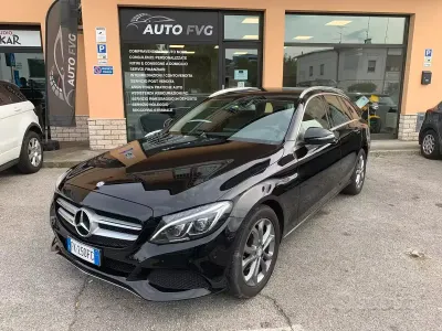 Usata Mercedes C220 Business 170 CV (125 kW) 2017 Nero Station wagon