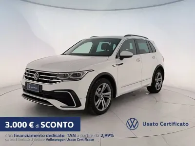 Usata VW Tiguan R-line 150 CV (110 kW) 2022 Pure white SUV