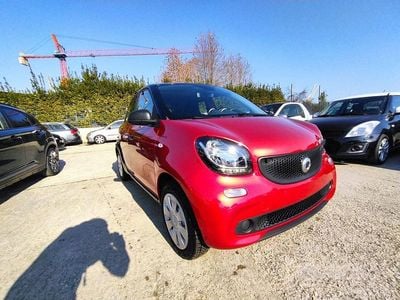 Rosso Usata 2016 Smart ForFour Utilitaria | 8100 € (Buon prezzo)