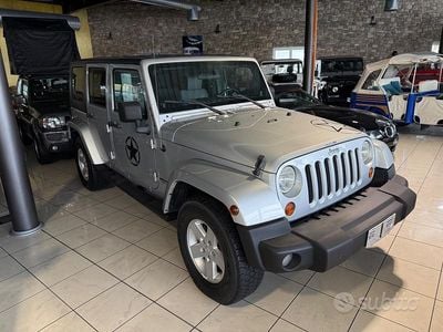 Usata Jeep Wrangler Sahara 177 CV (130 kW) 2010 Grigio SUV