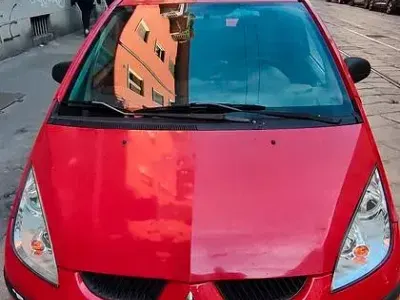 Usata Mitsubishi Colt Inform 75 CV (55 kW) 2008 Rosso Berlina