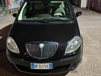 Usata Lancia Musa 69 CV (50 kW) 2007 Nero Monovolume
