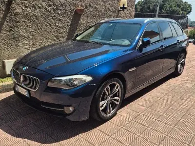 Usata BMW 530 258 CV (189 kW) 2011 Blu Station wagon