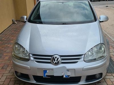 Usata VW Golf IV 140 CV (102 kW) 2004 Grigio Berlina