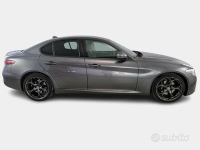 usata Alfa Romeo Giulia 2.2 Turbo AT8 190CV Executive 4