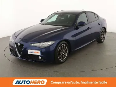 Begagnad Alfa Romeo Giulia 150 HK (110 kW) 2017 Blå Sedan