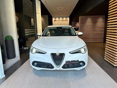 Usata Alfa Romeo Stelvio Executive 180 CV (132 kW) 2018 Bianco SUV