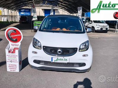 Usata Smart ForFour Passion 71 CV (52 kW) 2015 Bianco Utilitaria