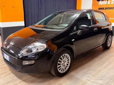 Usata Fiat Punto 69 CV (50 kW) 2016 Nero Utilitaria