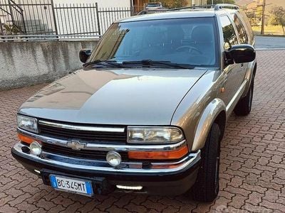 Usata Chevrolet Blazer 190 CV (139 kW) 1998 Grigio SUV