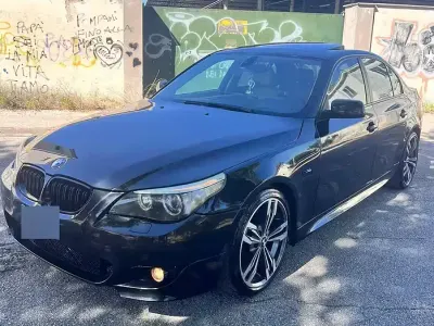 Usata BMW 530 231 CV (169 kW) 2006 Nero Berlina