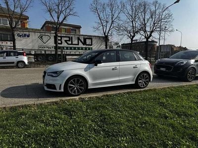 Usata Audi A1 Sportback Ambition 90 CV (66 kW) 2012 Utilitaria