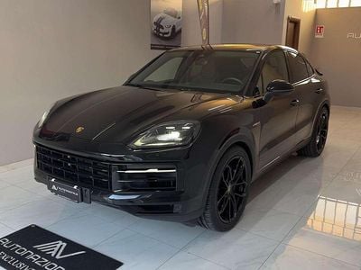 Usata Porsche Cayenne Coupe Black Edition 470 CV (345 kW) 2024 Nero cromite Coupé