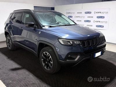 Usata Jeep Compass Trailhawk 240 CV (176 kW) 2023 Blu metallizzato SUV