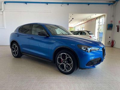 Usata Alfa Romeo Stelvio Veloce 209 CV (153 kW) 2024 Blu misano metalizzato SUV