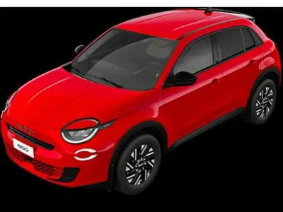 Nuova Fiat 600E Red 53 kW (73 CV) 2026 Rosso passione SUV