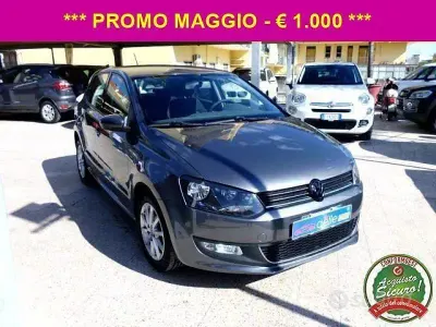 Begagnad VW Polo Trendline 75 HK (55 kW) 2015 Grå Sedan