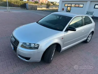 Usata Audi A3 140 CV (102 kW) 2004 Grigio Utilitaria