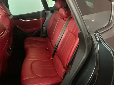 Usata Maserati Levante 430 CV (316 kW) 2017 Grigio SUV
