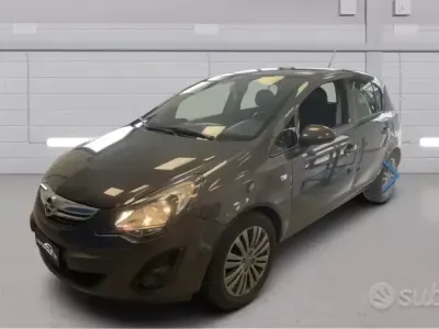 Używany Opel Corsa Edition 86 KM (63 kW) 2014 Szary Hatchback