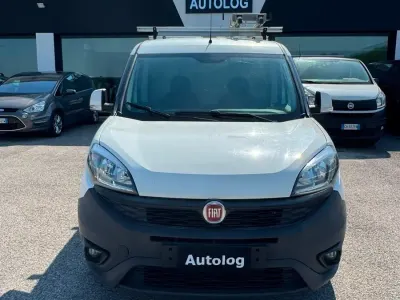 Usata Fiat Doblò 120 CV (88 kW) 2019 Bianco Monovolume
