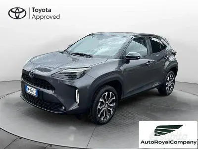 Usata Toyota Yaris Cross Trend 116 CV (85 kW) 2022 Grigio SUV