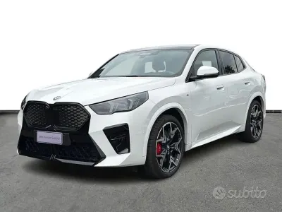 Gebraucht BMW iX2 M Sport 230 kW (313 PS) 2024 Weiß SUV