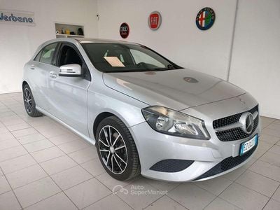 Usata Mercedes A180 Executive 122 CV (89 kW) 2014 Grigio Berlina