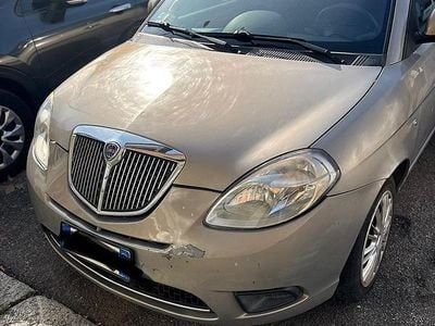 Usata Lancia Ypsilon 69 CV (50 kW) 2011 Utilitaria