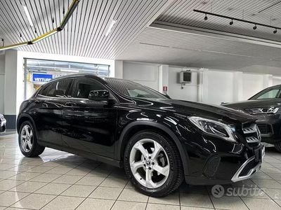 Usata Mercedes GLA180 122 CV (89 kW) 2019 Nero SUV