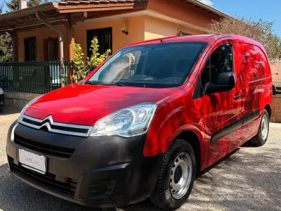 Occasion Citroën Berlingo 75 ch (55 kW) 2016 Rouge Monospace