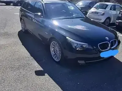 Usata BMW 530 235 CV (172 kW) 2008 Nero Station wagon