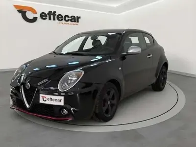 Begagnad Alfa Romeo MiTo 77 HK (56 kW) 2018 Svart Halvkombi