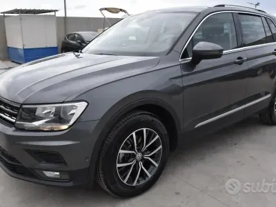 Usata VW Tiguan 150 CV (110 kW) 2020 Grigio SUV