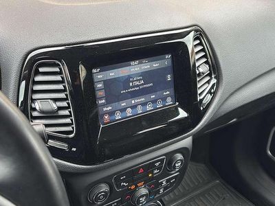 Usata Jeep Compass Limited 140 CV (102 kW) 2017 Grigio SUV