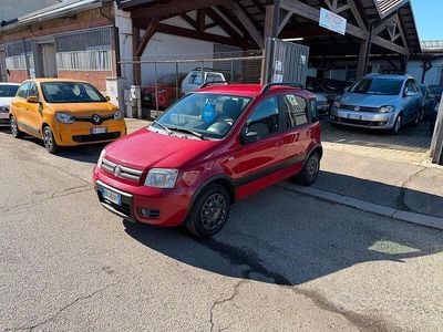 Usata Fiat Panda Climbing 60 CV (44 kW) 2009 Rosso Utilitaria