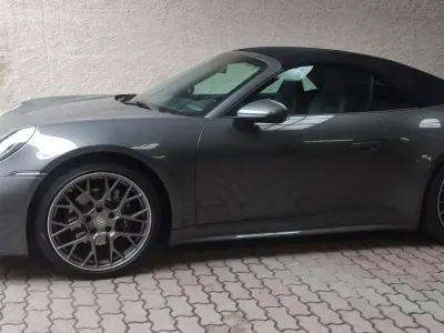 Usata Porsche 911 Carrera Cabriolet 385 CV (283 kW) 2020 Grigio Cabrio