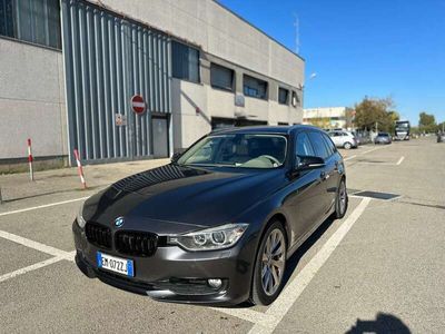 usata BMW 320 320 d Touring Luxury