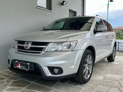 Usata Fiat Freemont 170 CV (125 kW) 2014 Grigio SUV