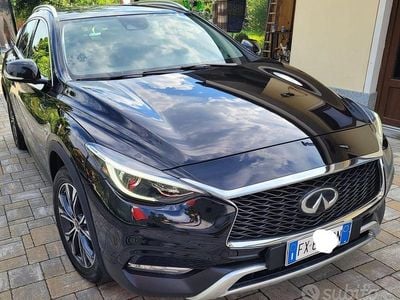 Usata Infiniti QX30 Premium 170 CV (125 kW) 2017 Nero SUV