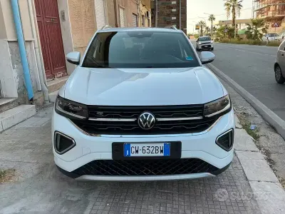Usata VW T-Cross R-line 115 CV (84 kW) 2024 Bianco SUV