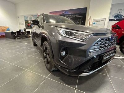 Usata Toyota RAV4 Hybrid Style 222 CV (163 kW) 2019 Grigio SUV