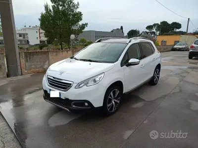 Usata Peugeot 2008 Allure 110 CV (80 kW) 2015 Bianco SUV
