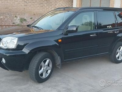 Usata Nissan X-Trail 140 CV (102 kW) 2002 Nero SUV