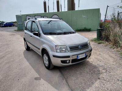 Usata Fiat Panda Dynamic 69 CV (50 kW) 2004 Argento Utilitaria