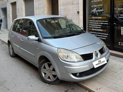 Usata Renault Scénic III 106 CV (77 kW) 2009 Grigio Monovolume