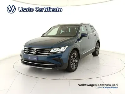 Usata VW Tiguan Elegance 150 CV (110 kW) 2021 Blu SUV