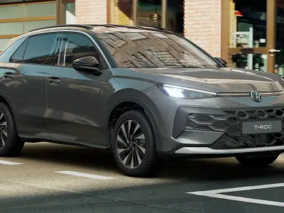 Nuova VW T-Roc Life 150 CV (110 kW) 2026 Wolf grey metallizzato nero SUV