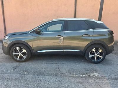 Usata Peugeot 3008 GT-line 120 CV (88 kW) 2017 Grigio SUV
