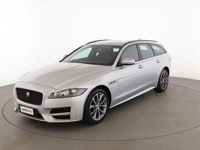 Usata Jaguar XF R-Sport 180 CV (132 kW) 2018 Argento